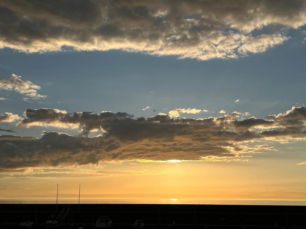 Mon Balcon Face A La Mer - Les Marinas Deauville Luaran gambar
